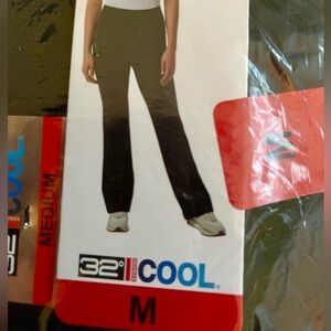 NWT! 32 Degrees Women's Cool Black Active Flare Pant